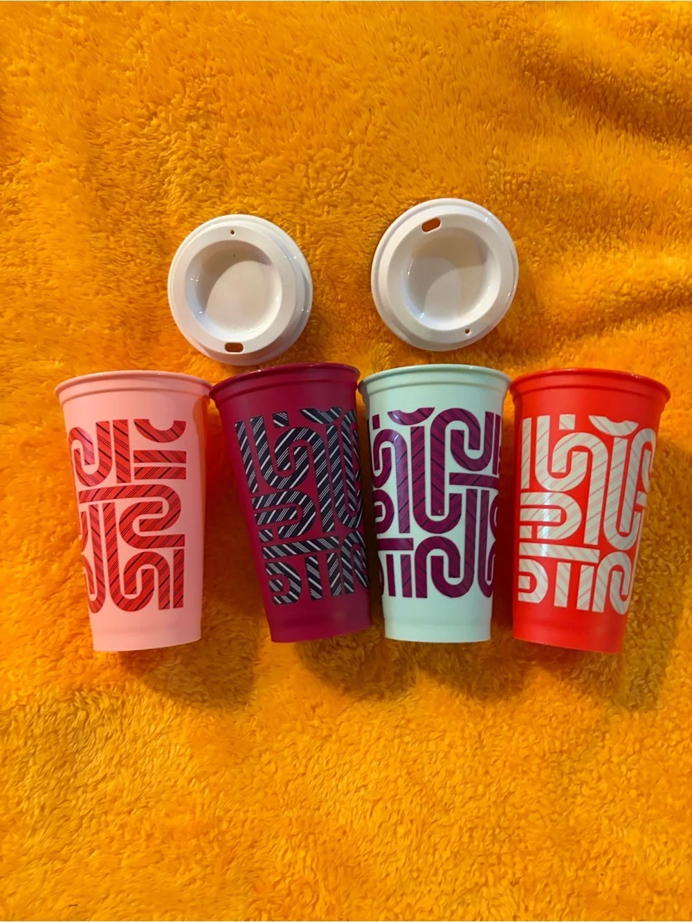 Set of 4 Reusable Starbucks  Patterned Cups